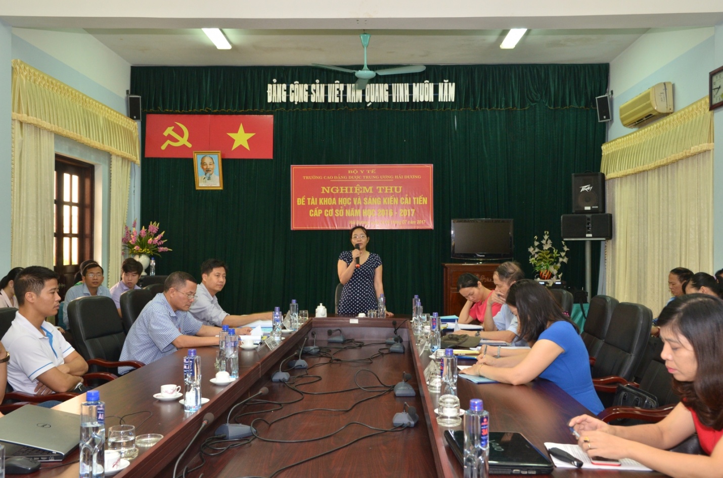 TS Nguyễn Thị Hường Hiệu trưởng phát biểu chỉ đạo buổi nghiệm thu đề tài sang kiến NCKH năm 20162017